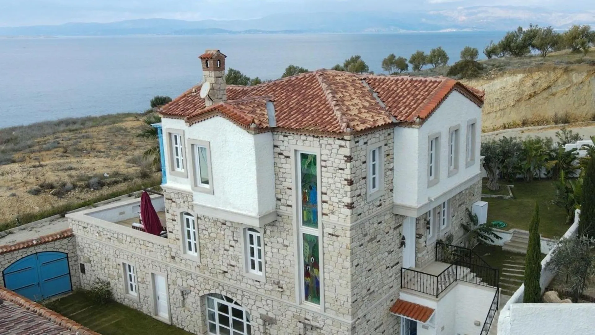 Fener Burnunda Denize Sifir Orjinaltas Malikane Çeşme